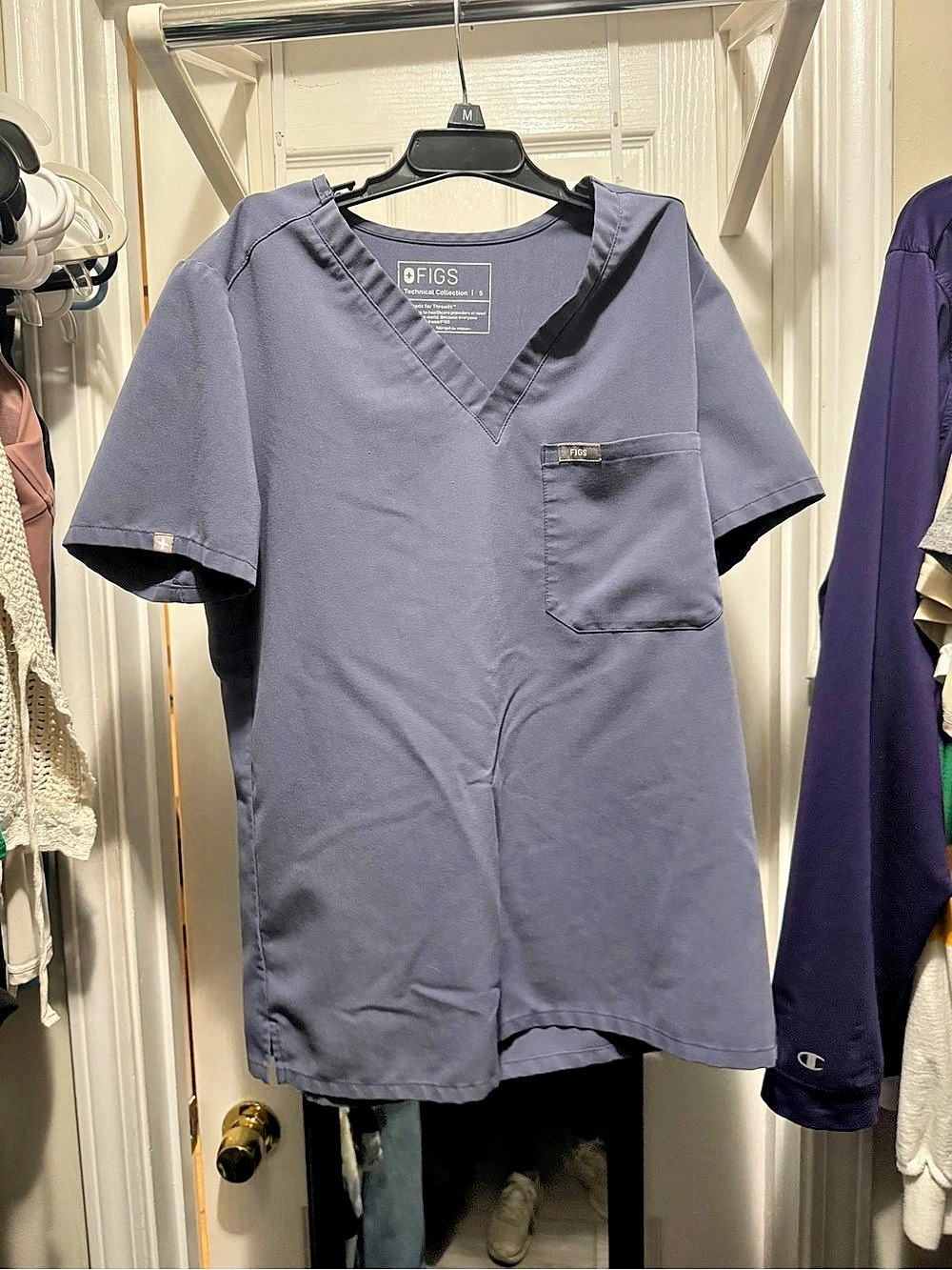FIGS Catarina One-Pocket Scrub Top and Zamora Jogger set Space Navy Small